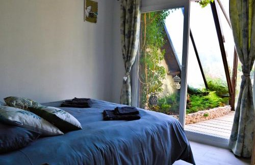 Asnelles House | La maison penchée, avec jardin à 50m de la plage