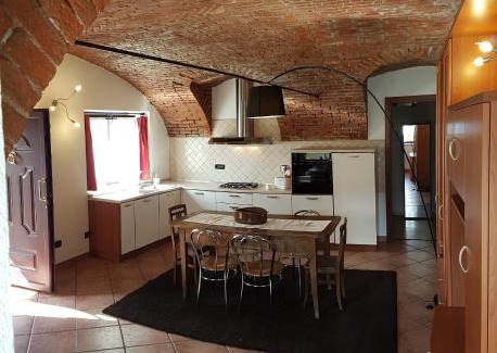 Aosta House | La Maison Rose CIR 0244