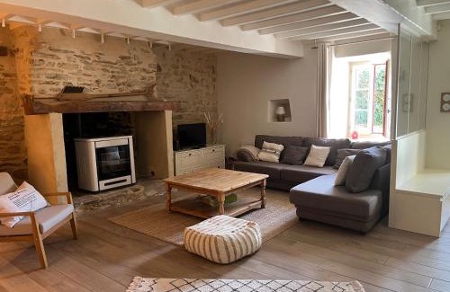 Saint-Armel House | La Maison Rose
