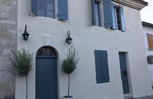 Lauzun House | La Maison Taillefer