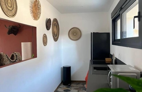 Lavilletertre House | La Maison Zanzibar with pool/spa