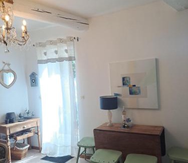 Sainte-Valiere House | La maisonnette avec SPA, PISCINE et CLIMATISATION