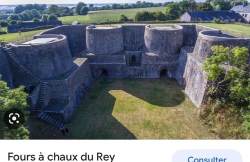 Montmartin-sur-Mer House | La maisonnette de la gare