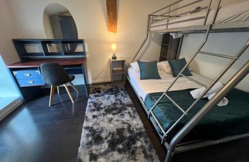 La Roche-de-Glun Apartment | La mansarde de la Lône