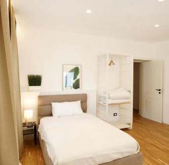 Augusta House | La Marina Case Vacanze