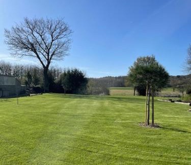 Saint-Martin-sur-Oust Apartment | La Martinière
