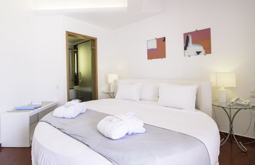 Kamari Hotel | La Mer Deluxe Hotel & Spa - Adults only
