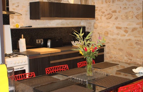 Saint-Pierre-de-Cole House | La Monestière