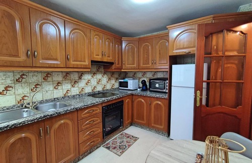 Cerro de la Golondrina-Salesianos Apartment | La Muralla de San Lorenzo Apartment