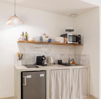 Faubourg Apartment | La Nîmoise Cocon Moderne Climatisé proche du Centre Maisoncarréeconciergerie