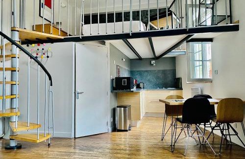 Hincmar Apartment | La Noctambulle Cathédrale