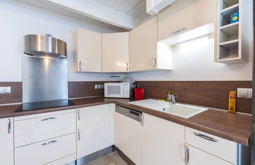 Martigues House | La Paillote de JCC - 500 mètres de la plage