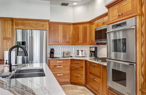 Catalina Foothills Estates House | La Paloma: Luxurious Desert Retreat