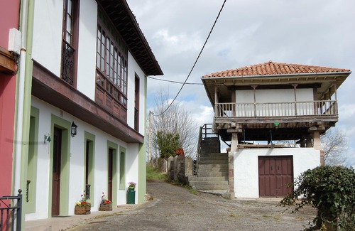 Carabano House | La Panera Blanca, a place with views.