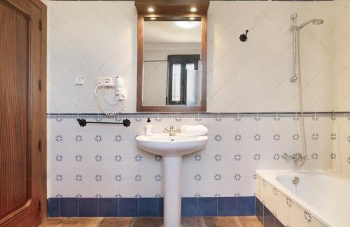 Setenil de las Bodegas House | La Pedrosa