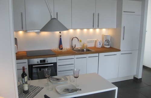 Puerto del Carmen Apartment | La Penita - Comfortable apartment with sea view in prime location