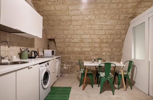 Old Town Apartment | La Pergola Apt in the historic center! x4