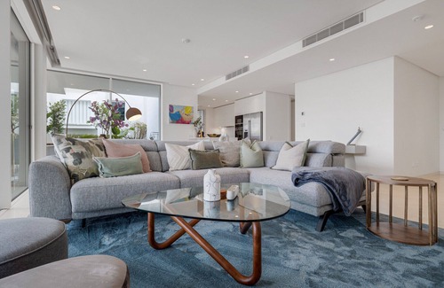 Ojen Apartment | La Perla de Palo Alto - New | Views | Outdoor Jacuzzi