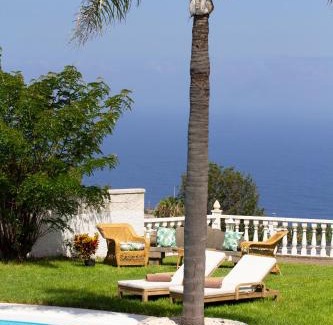 Los Realejos Villa | La Perla Exotica