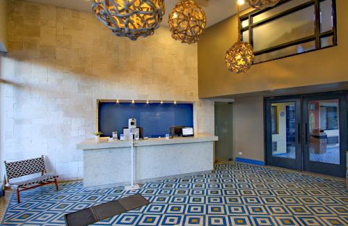 Playa Ensenada Hotel | La Pinta Hotel