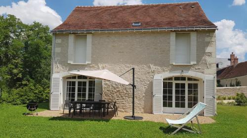 Verneuil-sur-Indre House | La Poulinière 4* du Domaine des Cyclamens