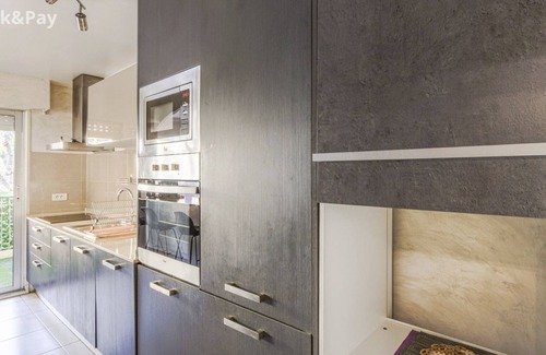 La Madeleine Apartment | La Providence