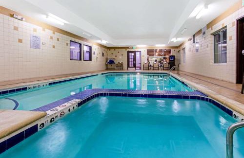 Montbello Hotel | La Quinta by Wyndham Denver Gateway Park