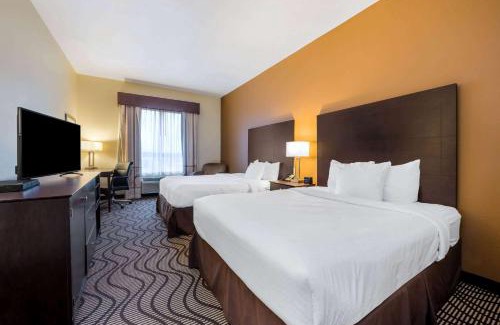 Marshall Hotel | La Quinta by Wyndham Marshall