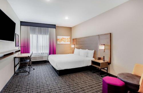 North San Antonio - SAT Hotel | La Quinta by Wyndham San Antonio Alamo City
