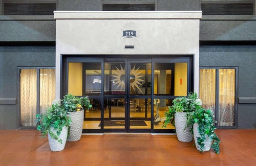 Pigeon Forge Hotel | La Quinta Inn by Wyndham Pigeon Forge-Dollywood