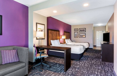 Monahans Hotel | La Quinta Inn & Suites by Wyndham Monahans