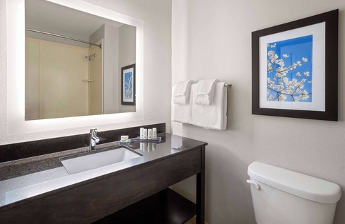 Mooresville Hotel | La Quinta Inn & Suites by Wyndham Mooresville