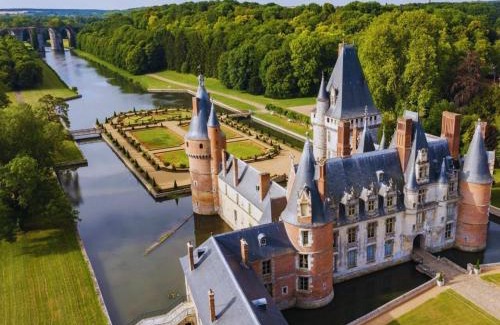 Maintenon Apartment | La Réserve du Château
