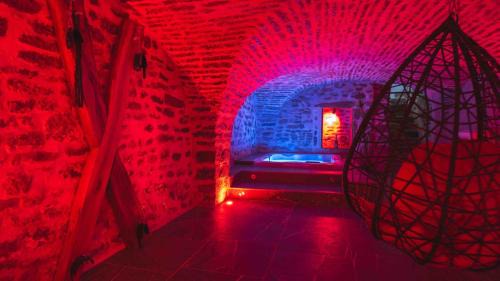 Besancon Apartment | La reine d'Orel - Jacuzzi privé