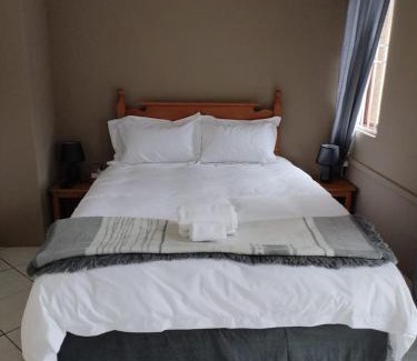 Pietermaritzburg Bed & Breakfast | La' Romi Self Catering Units