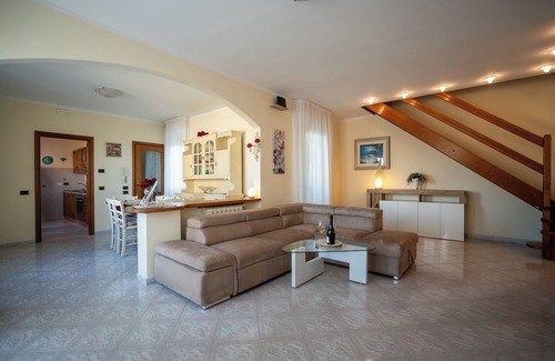 Torre del Lago Puccini Apartment | La Rondine Apartment