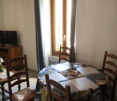 Puget-Theniers Apartment | La ROUDOULE