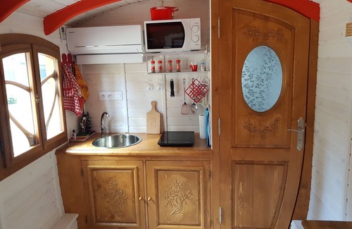 Pezens House | LA ROULOTTE