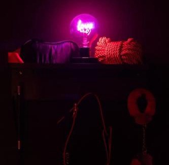 Epernay Apartment | La Royale Room