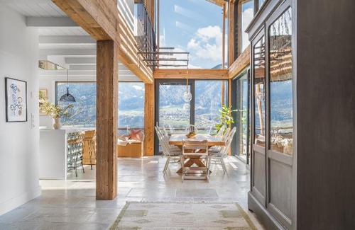Saint-Pierre-de-Clages Ski Chalet | La Ruinette - Luxury chalet near Verbier