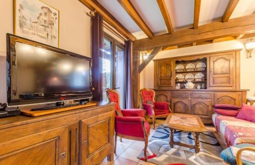 La Ville-aux-Bois House | La sablonniere