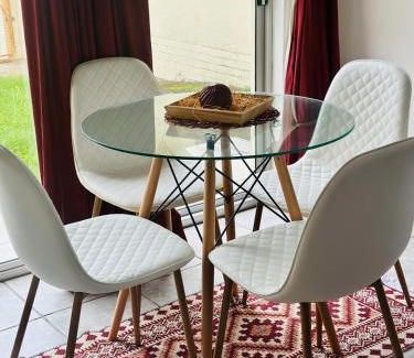 Manaba Beach House | La Same Homestead