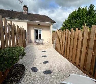 La Veuve House | La Soyotte