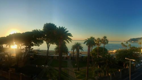 Savona Apartment | La Spagnuola - Villa Cinquecentesca sul mare con parco privato