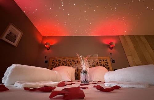 Saint-Laurent-dAndenay House | La Suite Bien Être & Luxe au Domaine du Moulin