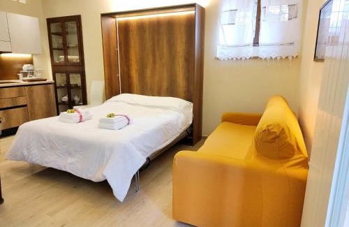 Assisi Apartment | LA SUITE DI SAN RUFINO, 6 minuti da San Carlo Acutis, Centralissimo, Amato dagli Ospiti - Piano Terra, 2 Letti Matrimoniali, Spazioso, Perfetto - MyAssisiSuite, più di un semplice Appartamento - La nostra Forza è DISPONIBILITÀ Live 24-7, MÓWIMY PO POLSKU