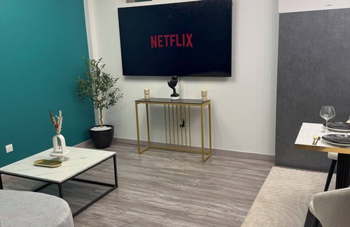 Gaillard Apartment | La Suite Genève Gaillard-Jaccuzi