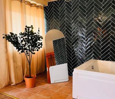 Obernai Apartment | La Suite Marrakech, Balneo et Parking