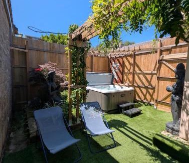 Carnac Apartment | La suite Samadhi sauna spa et massage