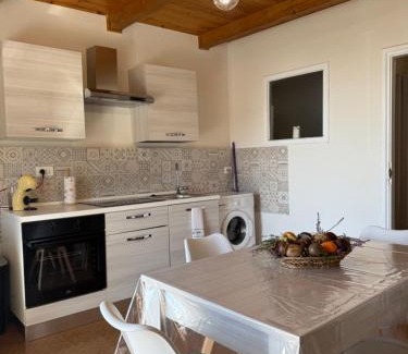 Rubiana House | La tana del Lupo